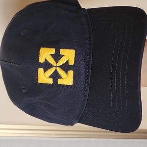 Off-White Kids Arrow Baseball Cap Size M